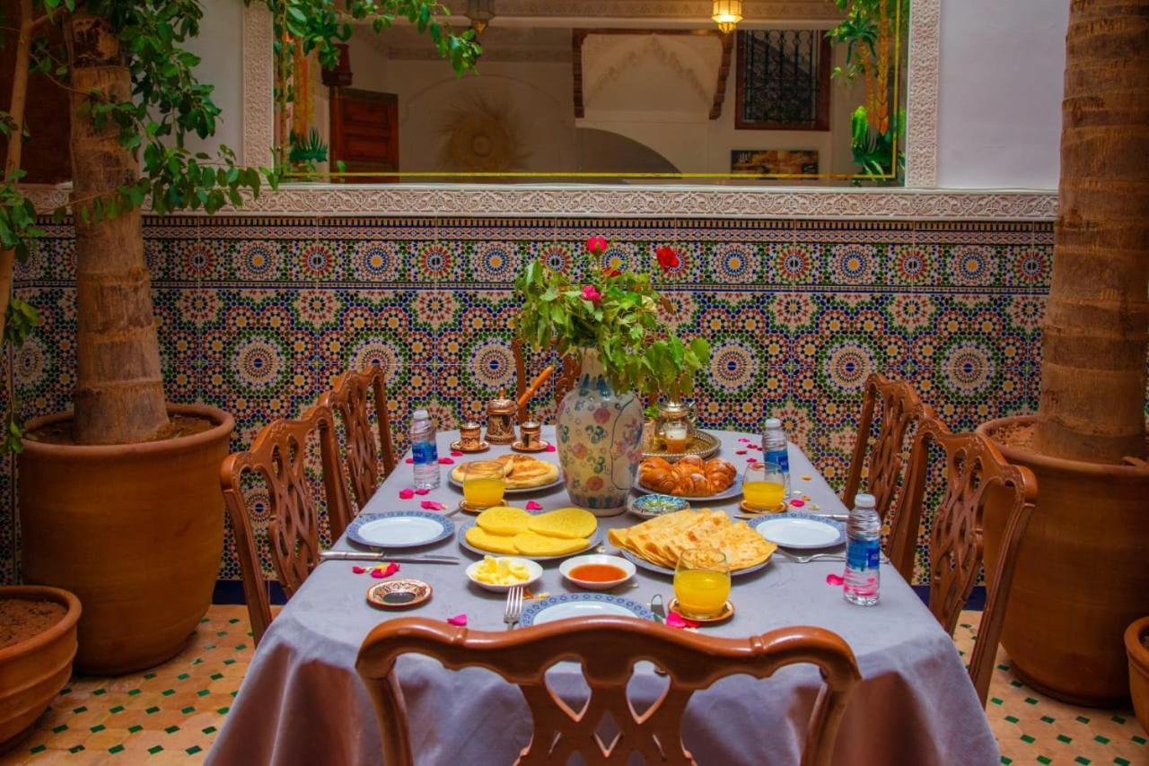 Riad Amely Marrakesh Bagian luar foto
